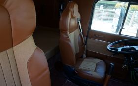Caminh�o International Interior Marrom